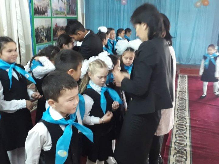 Мектеп оқушыларын "Жас Ұлан" және "Жас Қыран" ұйымдарына қабылдау