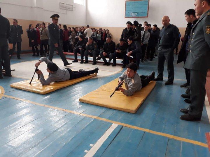 Мектебімізде "Кеңес әскерінің Ауғанстан жерінен шығарылғанына 30жыл болуына орай" "ЖАС САРБАЗ" патриоттық клубтар арасында пневматикалық винтовкадан оқ атудан аудандық жарыс өткізілді.