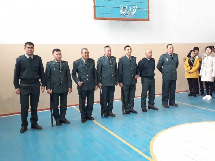 Мектебімізде "Кеңес әскерінің Ауғанстан жерінен шығарылғанына 30жыл болуына орай" "ЖАС САРБАЗ" патриоттық клубтар арасында пневматикалық винтовкадан оқ атудан аудандық жарыс өткізілді.