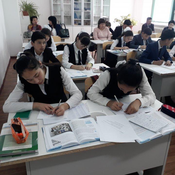 Семинар. Ашық сабақ. "Металдар және бейметалдар"  8 'А' сынып. Унербекова Ж.  Химия пәнінің мұғалімі #семинар  #химия